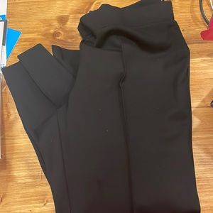 Jones studio size 16w pants excellent used condition.